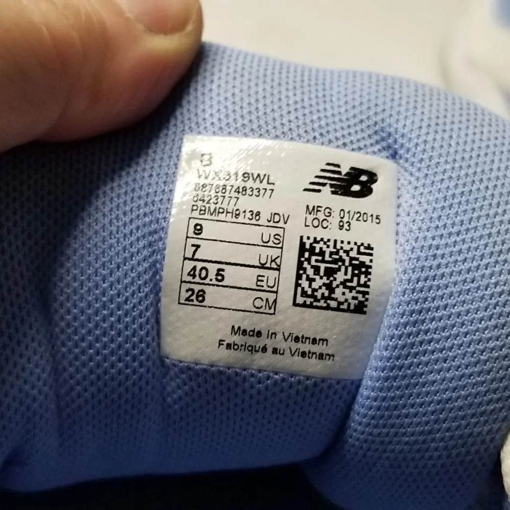 New Balance gently owned